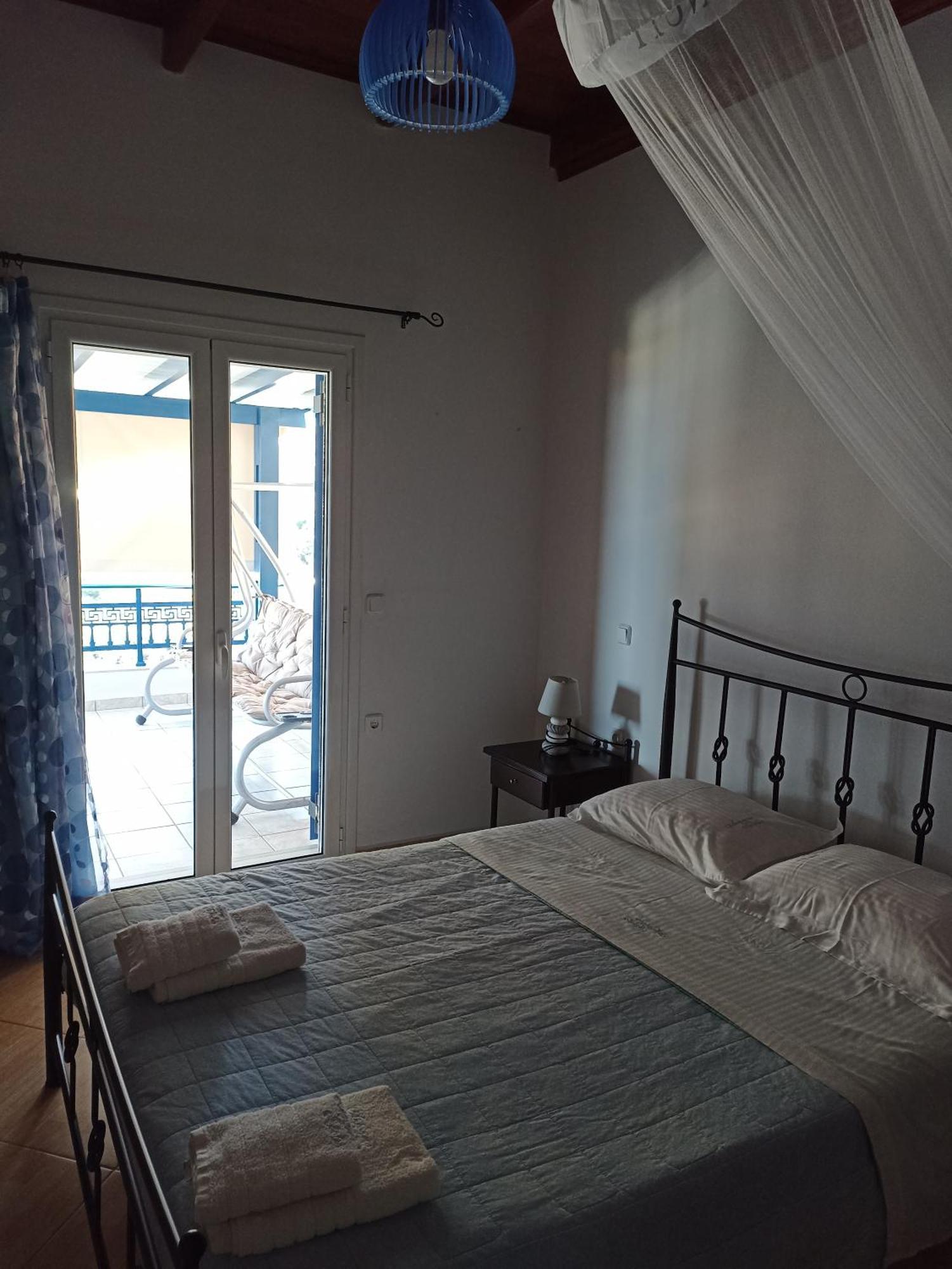 Απεραντο Γαλαζιο Apartment Agia Pelagia  Exterior foto